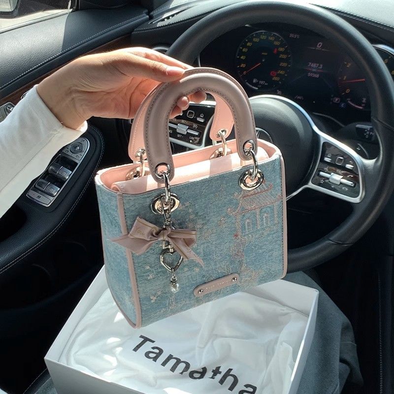 High Value Light Luxury Contra - Luxury Bags Level review and price